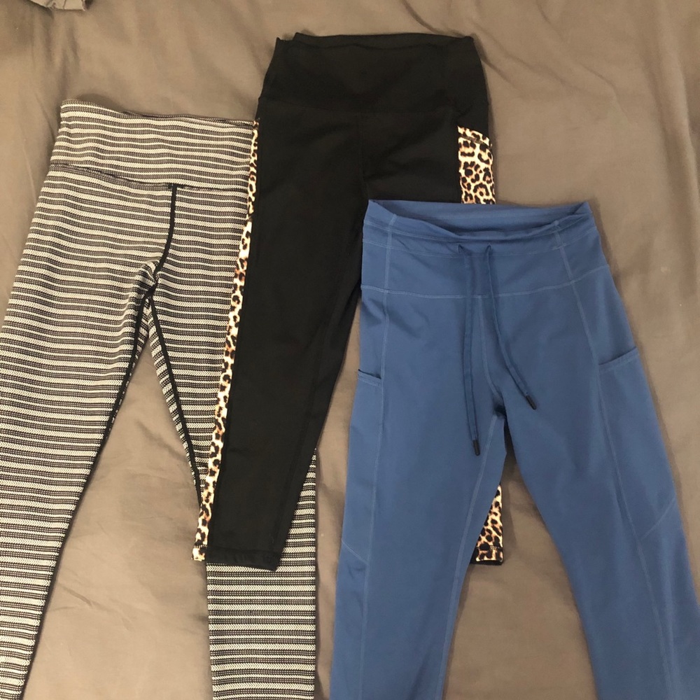 3 ZYIA LEGGINGS
